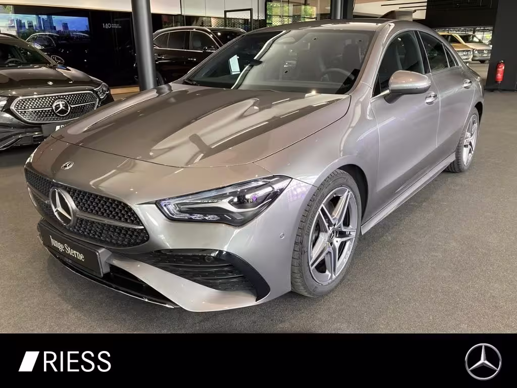 Mercedes-Benz CLA 220 d Cp AMG ADVANCED+  RFK AMBI LED KEYLESS