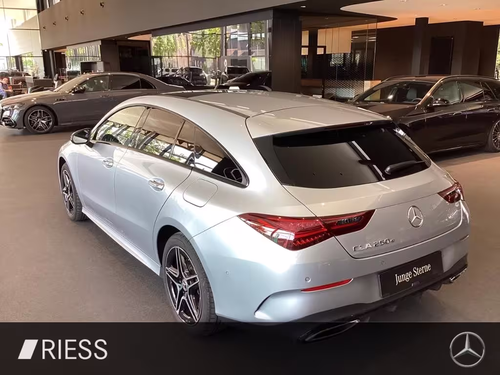 Mercedes-Benz CLA 250 e SB AMG SPORT PANO AHK DISTRO KEYLESS CLA 250 Shooting Brake - Bild 10