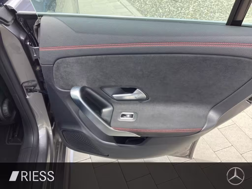 Mercedes-Benz CLA 200 d Coupé AMG NAvi PDC Kamera LED Keyless. CLA 200 - Bild 19