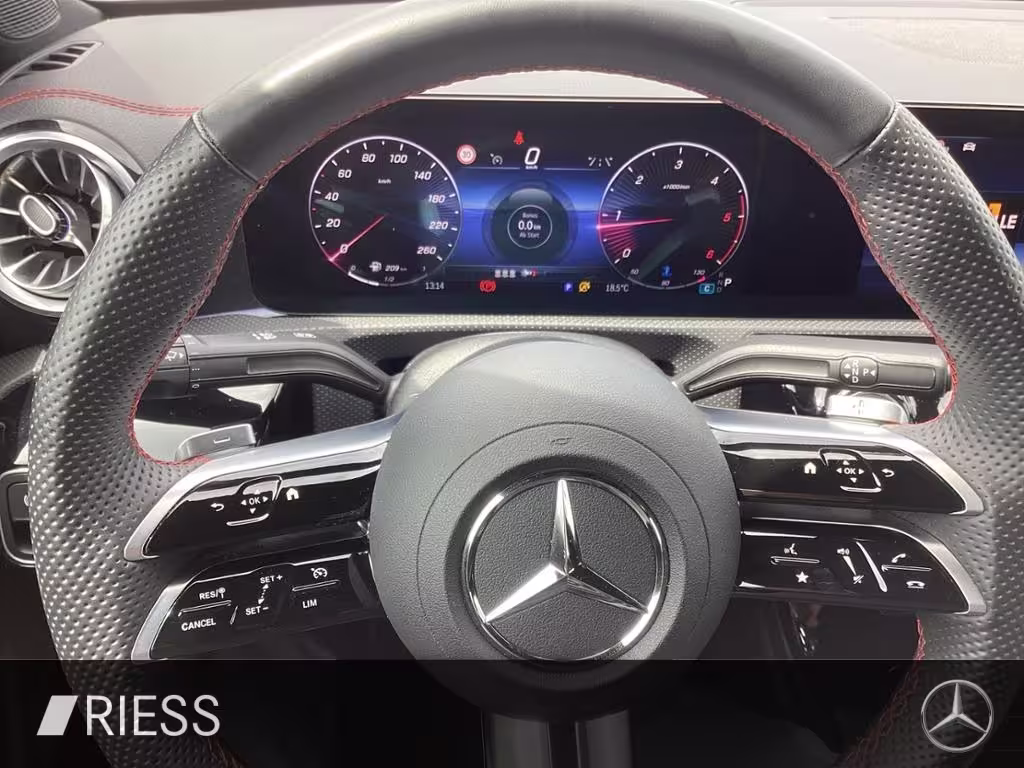 Mercedes-Benz CLA 200 d Coupé AMG NAvi PDC Kamera LED Keyless. CLA 200 - Bild 9