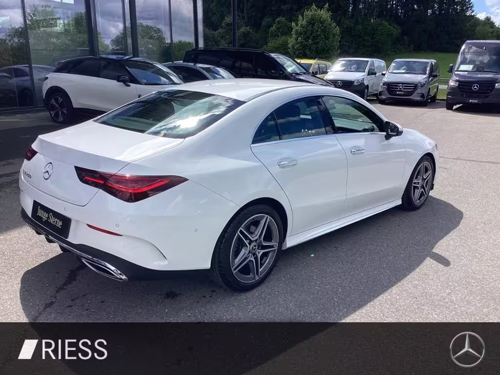 Mercedes-Benz CLA 200 Coupé AMG Navi PDC Kamera LED Keyless. CLA 200 - Bild 17