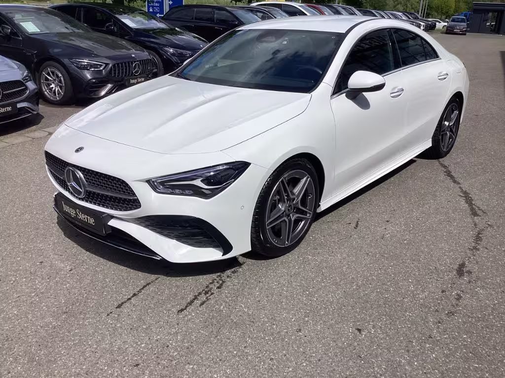 Mercedes-Benz CLA 200 Coupé AMG Navi PDC Kamera LED Keyless. CLA 200 - Bild 2