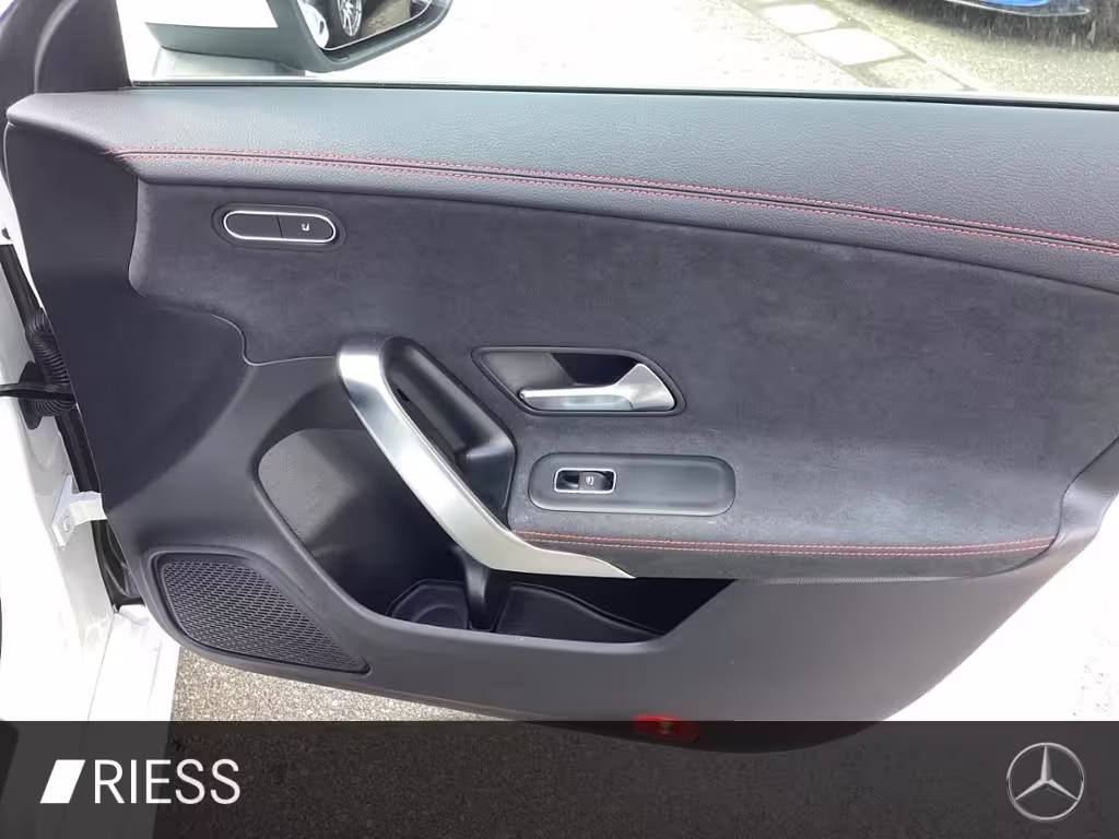 Mercedes-Benz CLA 200 Coupé AMG Navi PDC Kamera LED Keyless. CLA 200 - Bild 20