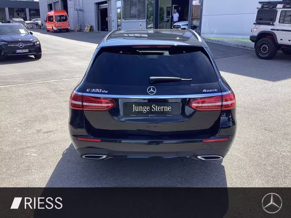 Mercedes-Benz E 300 de T 4M AMG+Night+Pano+AHK+FahrassP+Kamera E 300 - Bild 15