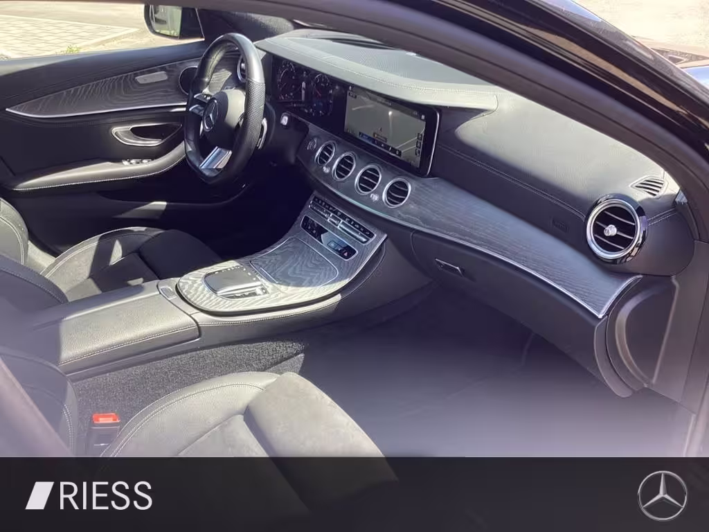 Mercedes-Benz E 300 de T 4M AMG+Night+Pano+AHK+FahrassP+Kamera E 300 - Bild 23