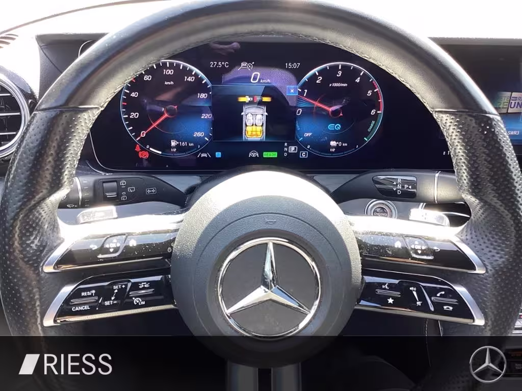 Mercedes-Benz E 300 de T 4M AMG+Night+Pano+AHK+FahrassP+Kamera E 300 - Bild 9