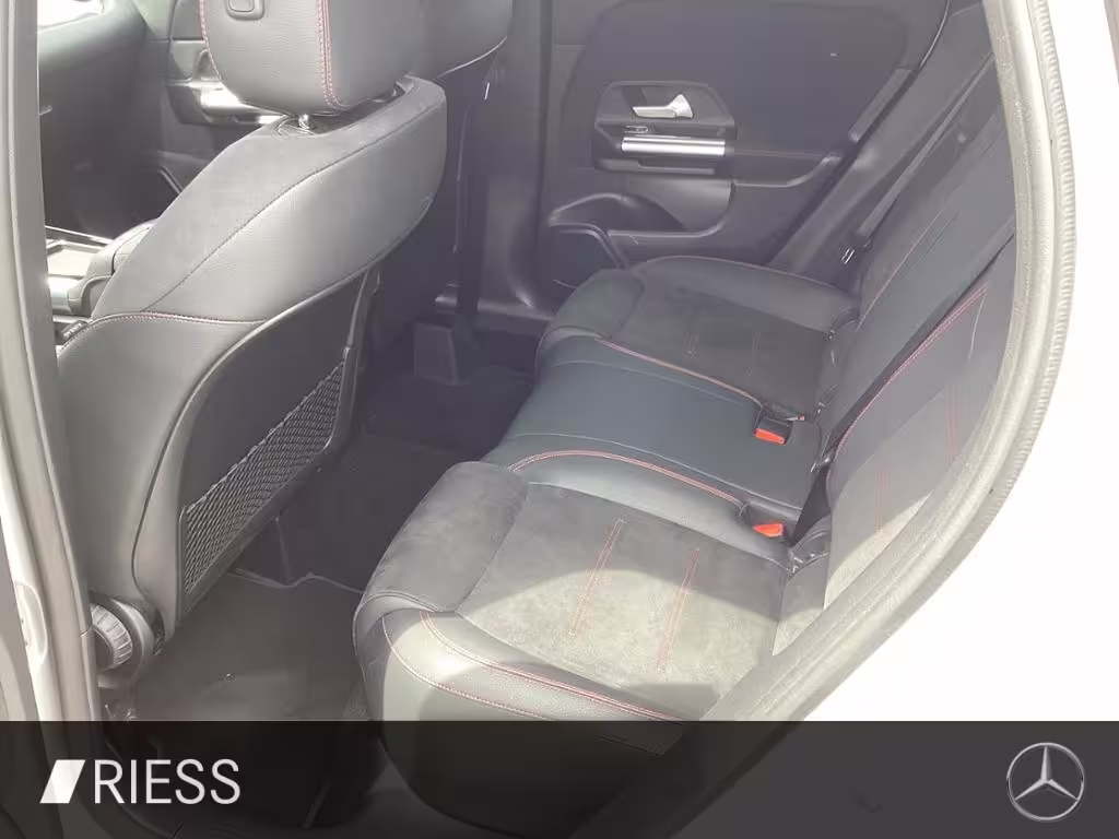 Mercedes-Benz GLA 250 e  AMG Night 20 Zoll DC Laden Navi PDC GLA 250 - Bild 13