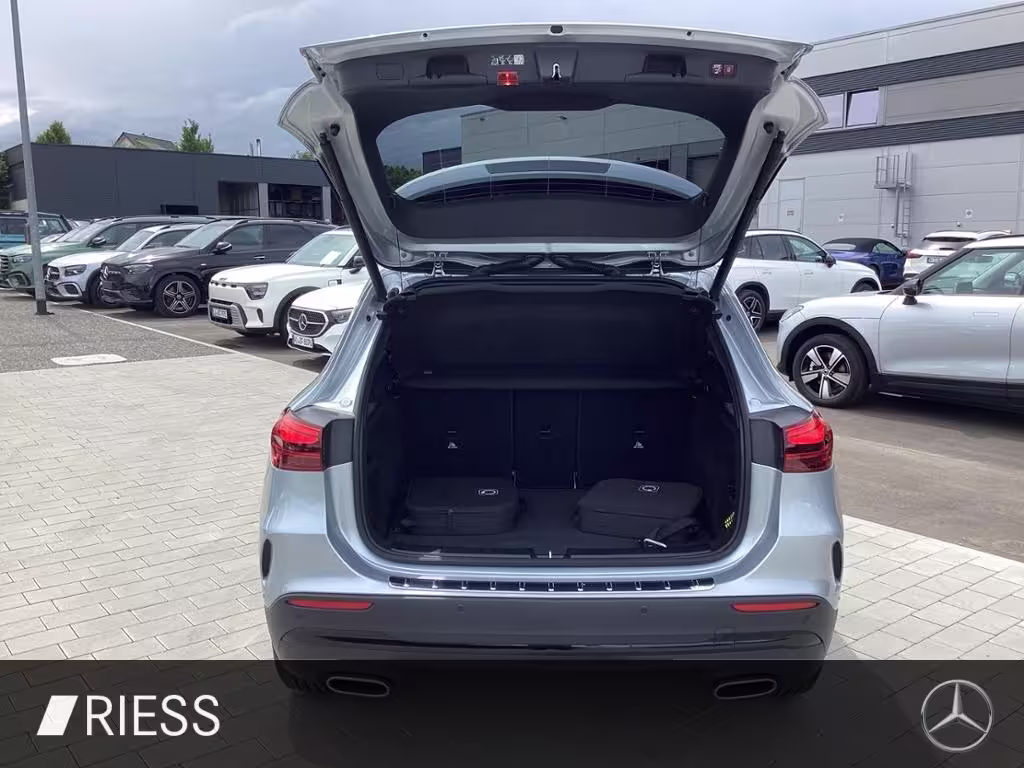 Mercedes-Benz GLA 250 e  AMG Night 20 Zoll DC Laden Navi PDC GLA 250 - Bild 15