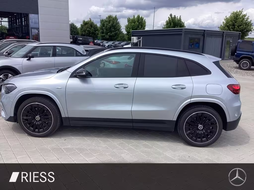 Mercedes-Benz GLA 250 e  AMG Night 20 Zoll DC Laden Navi PDC GLA 250 - Bild 5