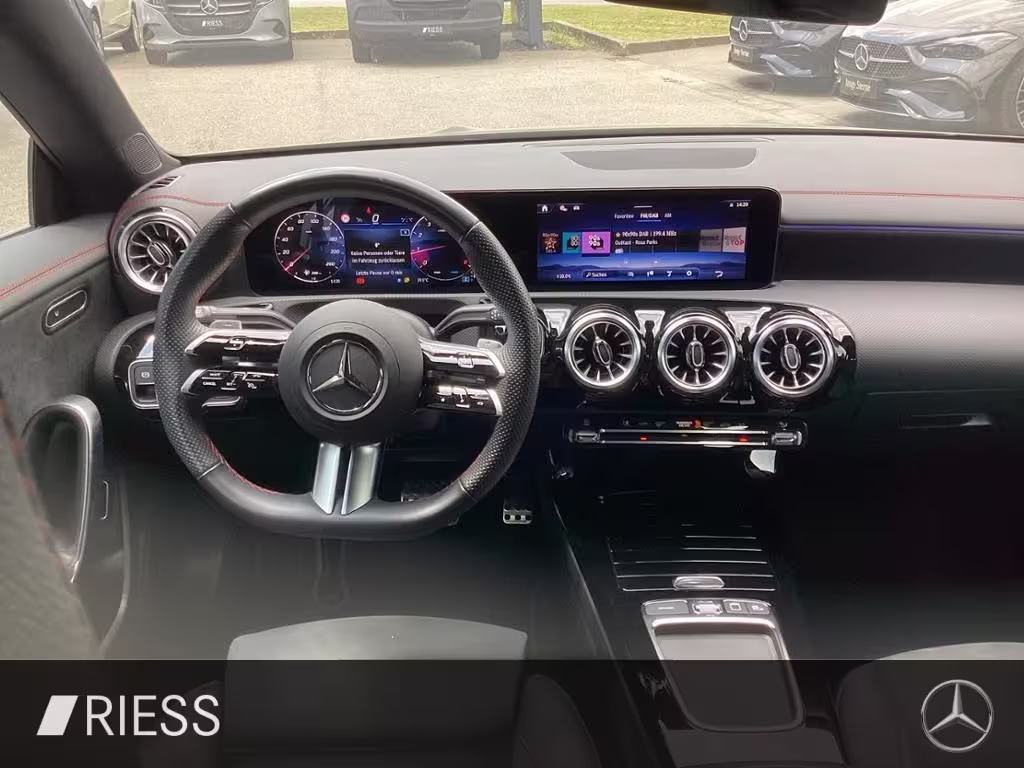 Mercedes-Benz CLA 200 Cp AMG+Kamera+Ambiente+Totw.+Navi+LED CLA 200 - Bild 8