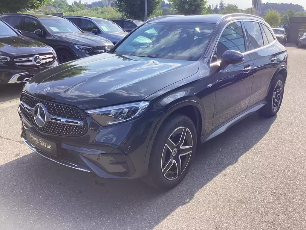 Mercedes-Benz GLC 300 e 4M AMG AHK Offr.Technik Distr.19 Zoll GLC 300 - Bild 2