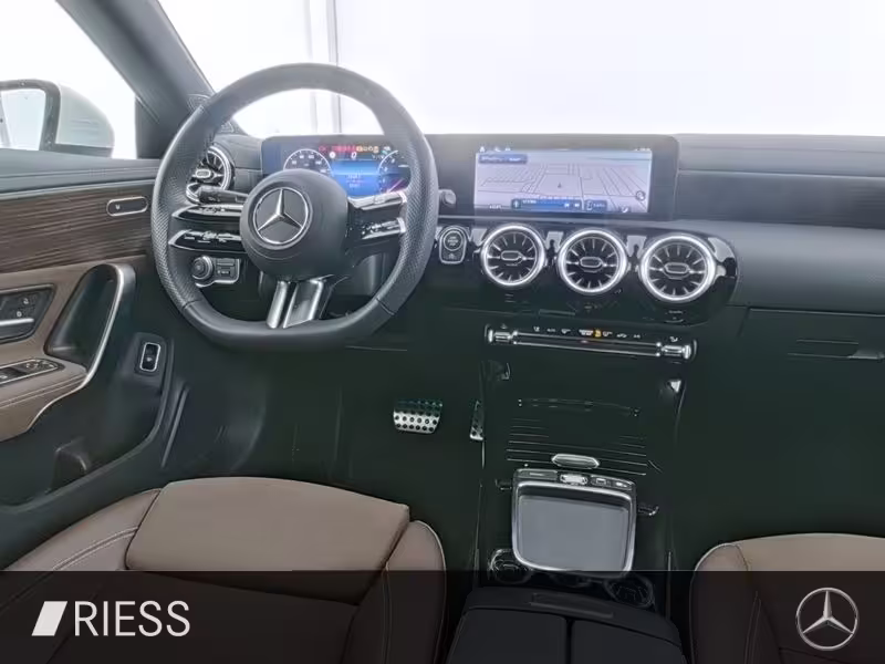 Mercedes-Benz CLA 180 Cp AMG ADV+ PANO W-PAKET RFK KEYLESS CLA 180 - Bild 6
