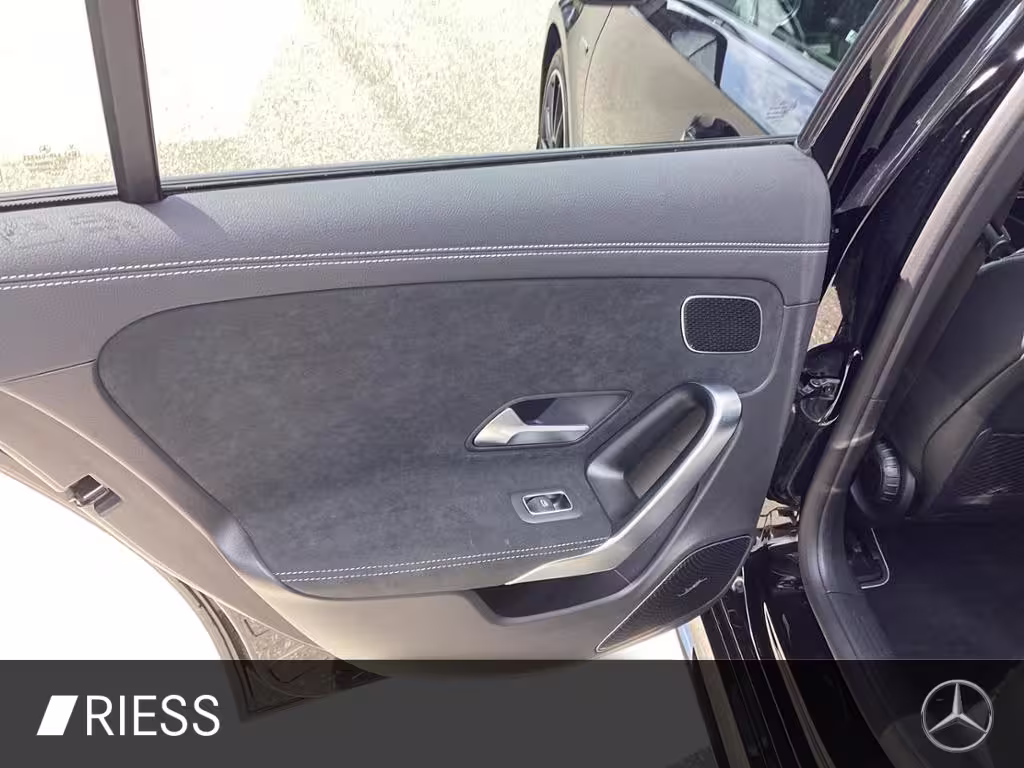 Mercedes-Benz A 250 e  AMG+Nihgt+Kamera+PTS+Multib.+Burmester A 250 - Bild 12