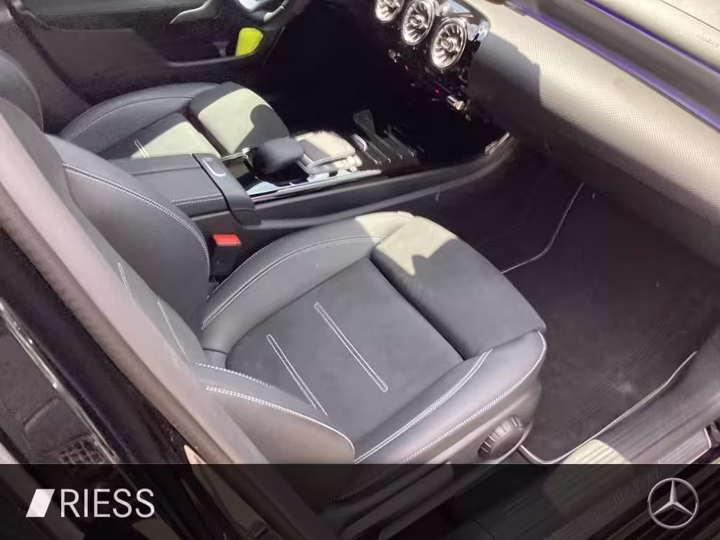 Mercedes-Benz A 250 e  AMG+Nihgt+Kamera+PTS+Multib.+Burmester A 250 - Bild 20