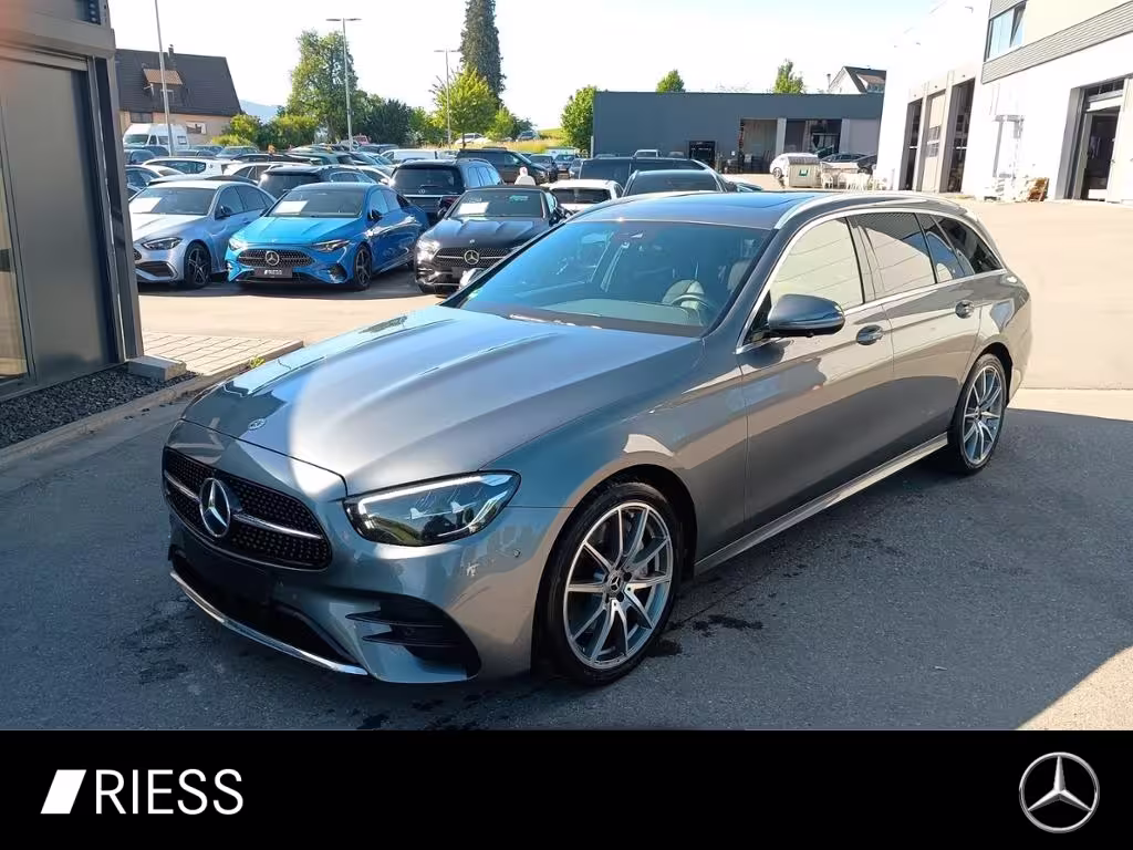 Mercedes-Benz E 400 d T 4M AMG AHK SHD 360° Air Bal. Navi PDC