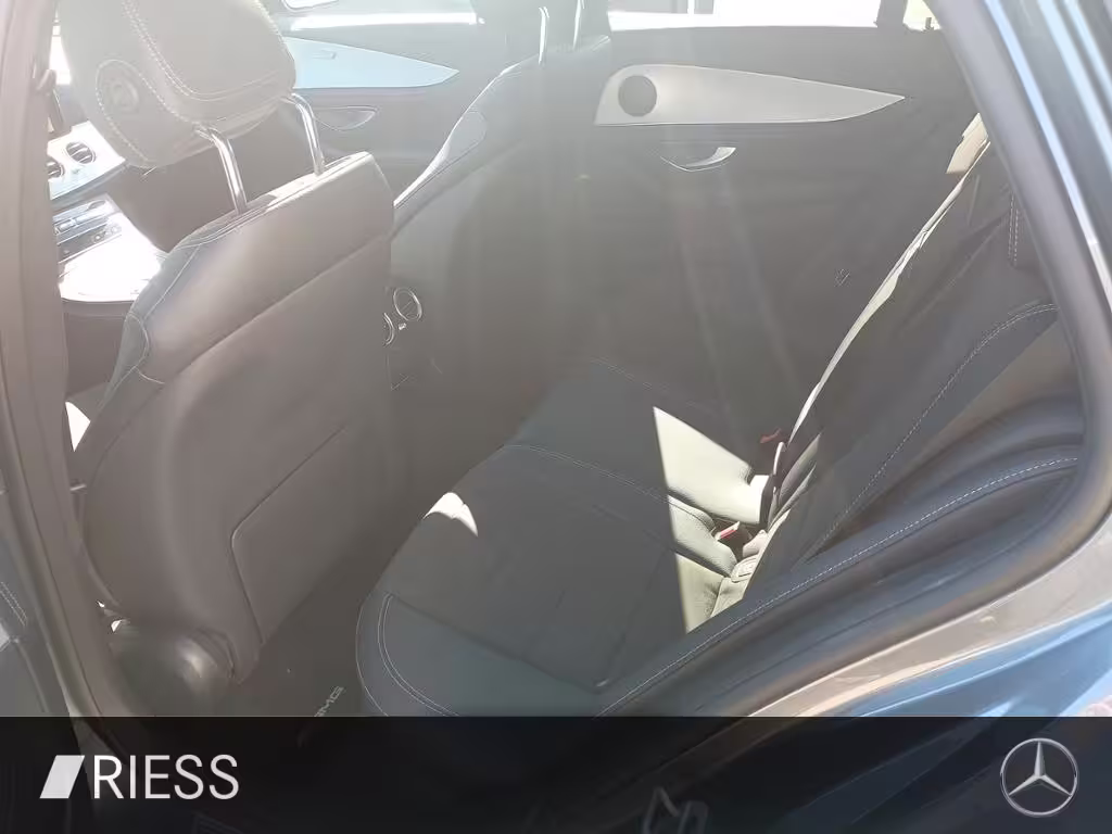 Mercedes-Benz E 400 d T 4M AMG AHK SHD 360° Air Bal. Navi PDC E 400 - Bild 13