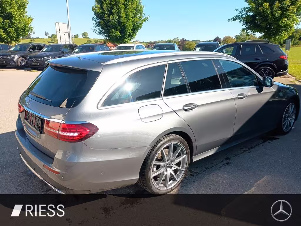 Mercedes-Benz E 400 d T 4M AMG AHK SHD 360° Air Bal. Navi PDC E 400 - Bild 16