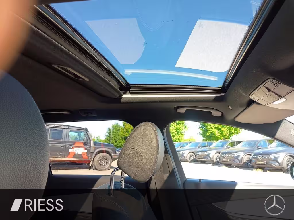 Mercedes-Benz E 400 d T 4M AMG AHK SHD 360° Air Bal. Navi PDC E 400 - Bild 20