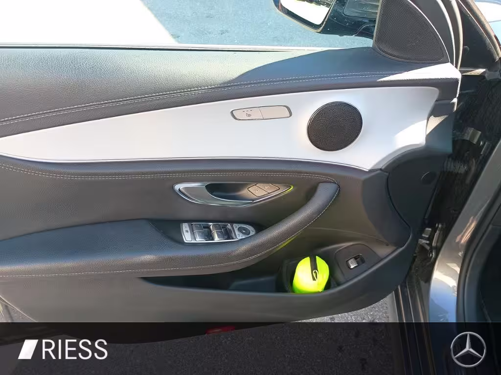 Mercedes-Benz E 400 d T 4M AMG AHK SHD 360° Air Bal. Navi PDC E 400 - Bild 6