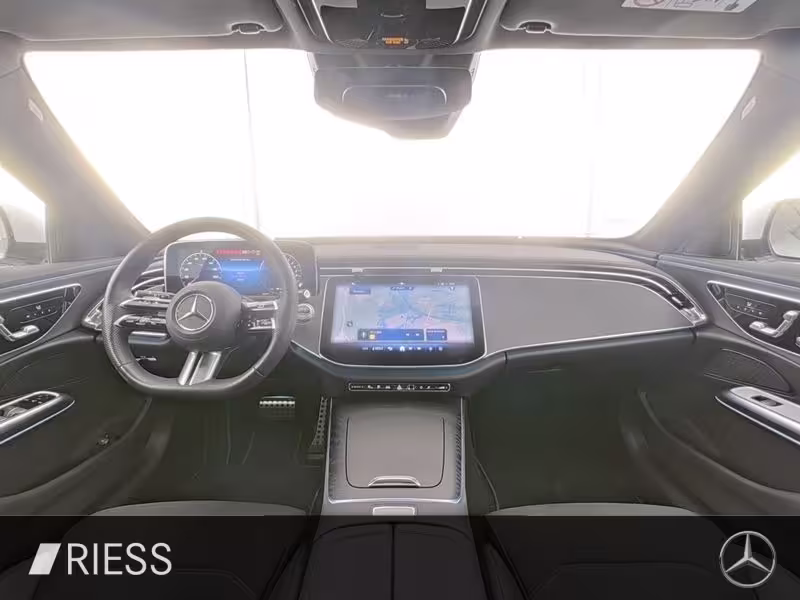 Mercedes-Benz E 300 e T AMG AHK 360 DISTRO DIGITAL KEYLES AKUS E 300 - Bild 7