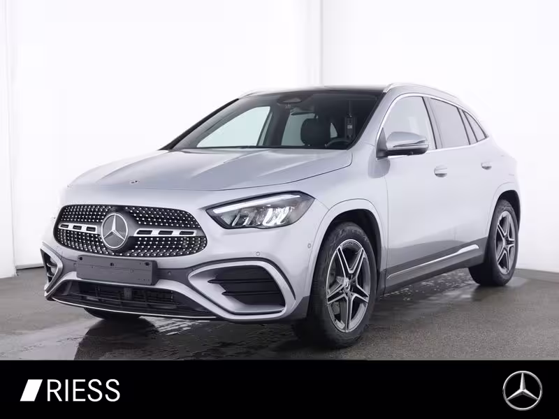 Mercedes-Benz GLA 200 AMG Plus Pano 360°Kamera 19 Zoll Totwin