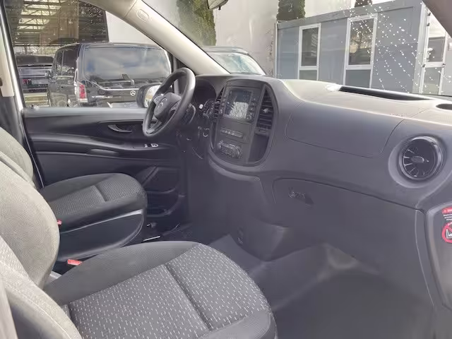 Mercedes-Benz Vito 114 CDI TOURER/EXTRALANG/AUTOMATIK/KAMERA/KLIMA/SHZ/TEMPOMAT Vito - Bild 11
