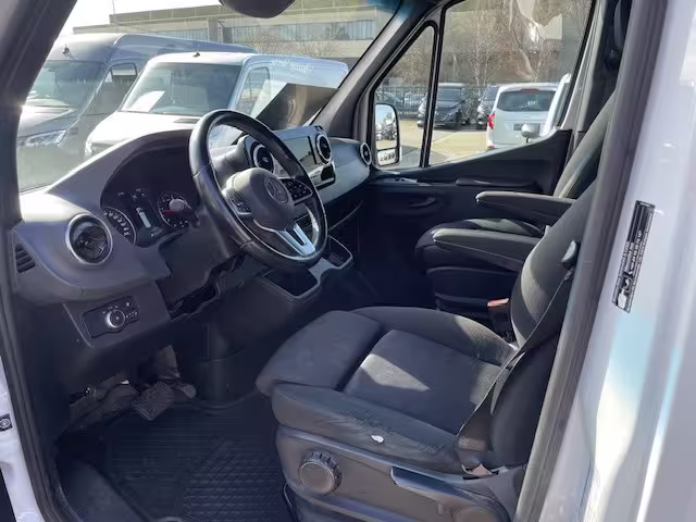 Mercedes-Benz Sprinter 319 CDI KA/L2H2/AUTOMATIK/KAMERA/STANDHZG/AHK/DAB Sprinter - Bild 12