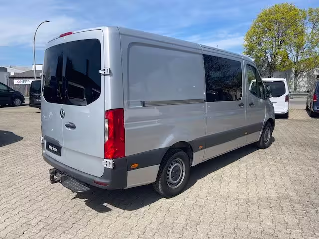 Mercedes-Benz Sprinter 315 CDI KA/L2H1/REGALAUSBAU/MBUX/AHK3,5T/KLIMA/TEMPOMAT Sprinter - Bild 4