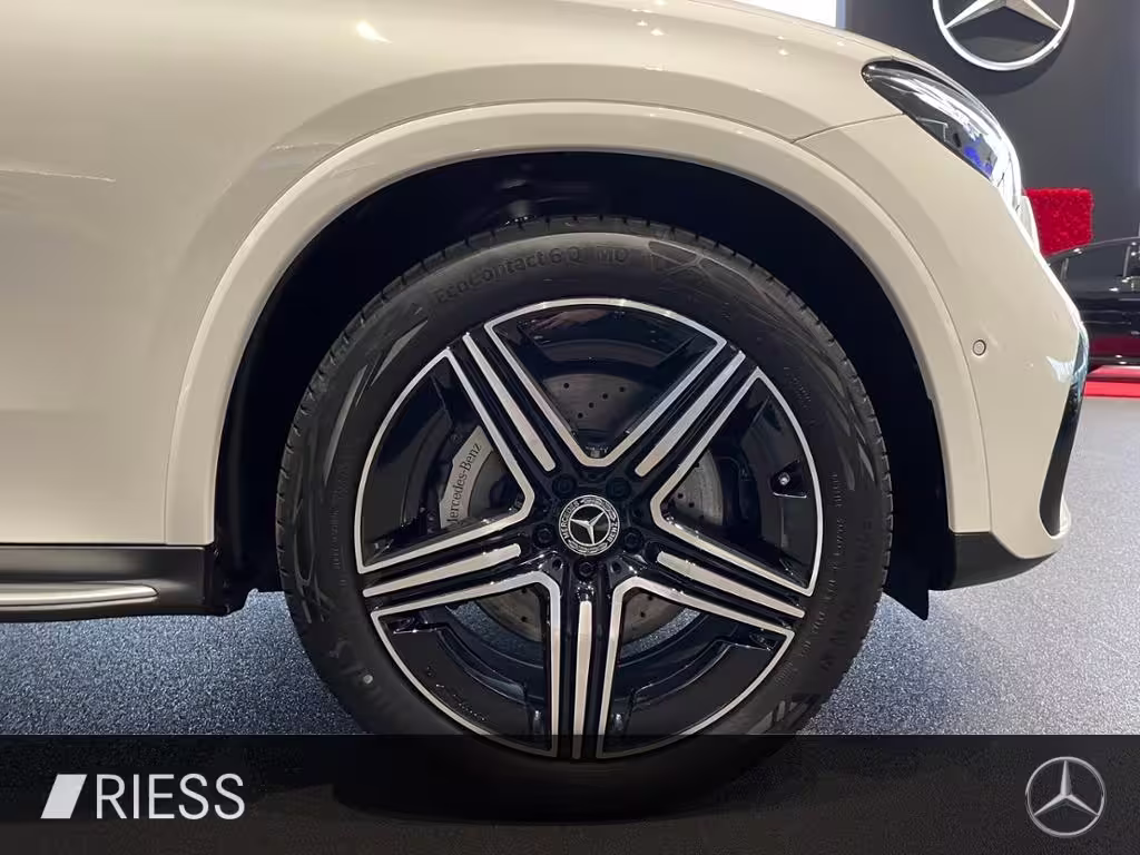 Mercedes-Benz GLC 200 d 4M AMG+PANO+AHK+DIGI LIGHT+KEYL+DISTRONIC GLC 200 - Bild 10