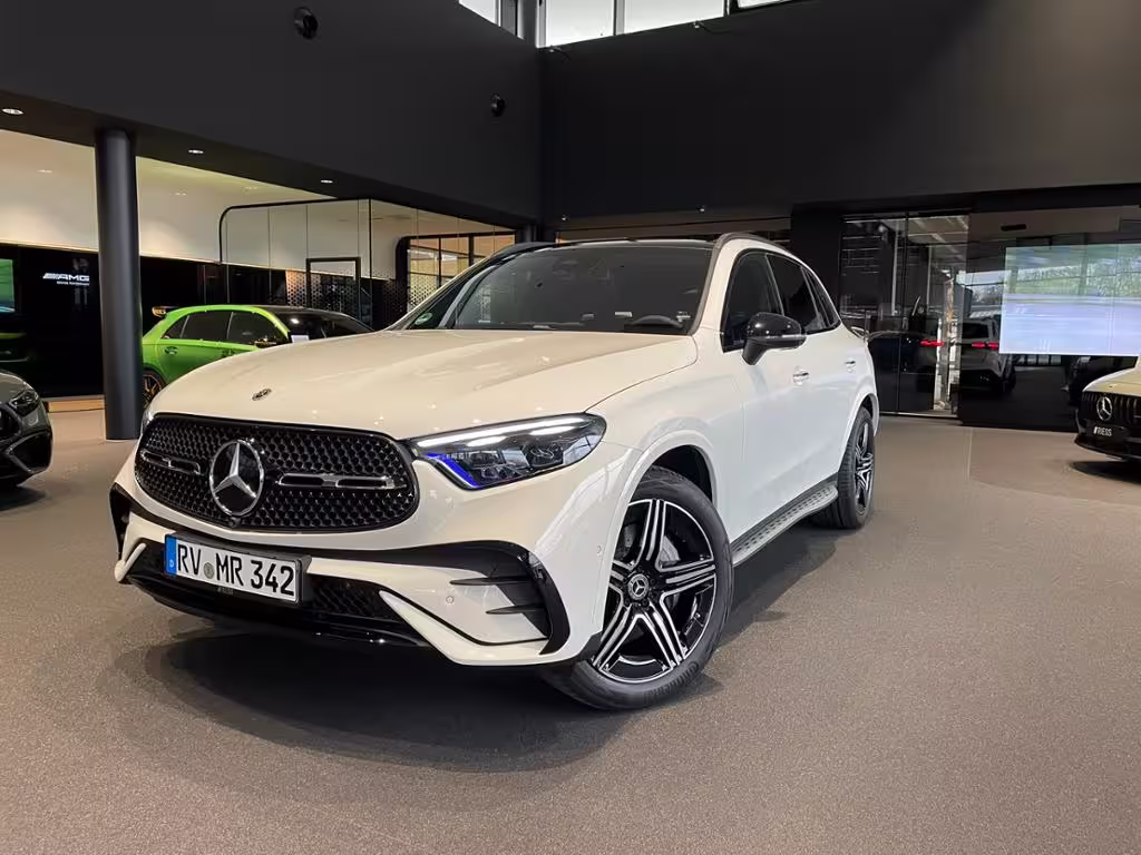 Mercedes-Benz GLC 200 d 4M AMG+PANO+AHK+DIGI LIGHT+KEYL+DISTRONIC GLC 200 - Bild 2