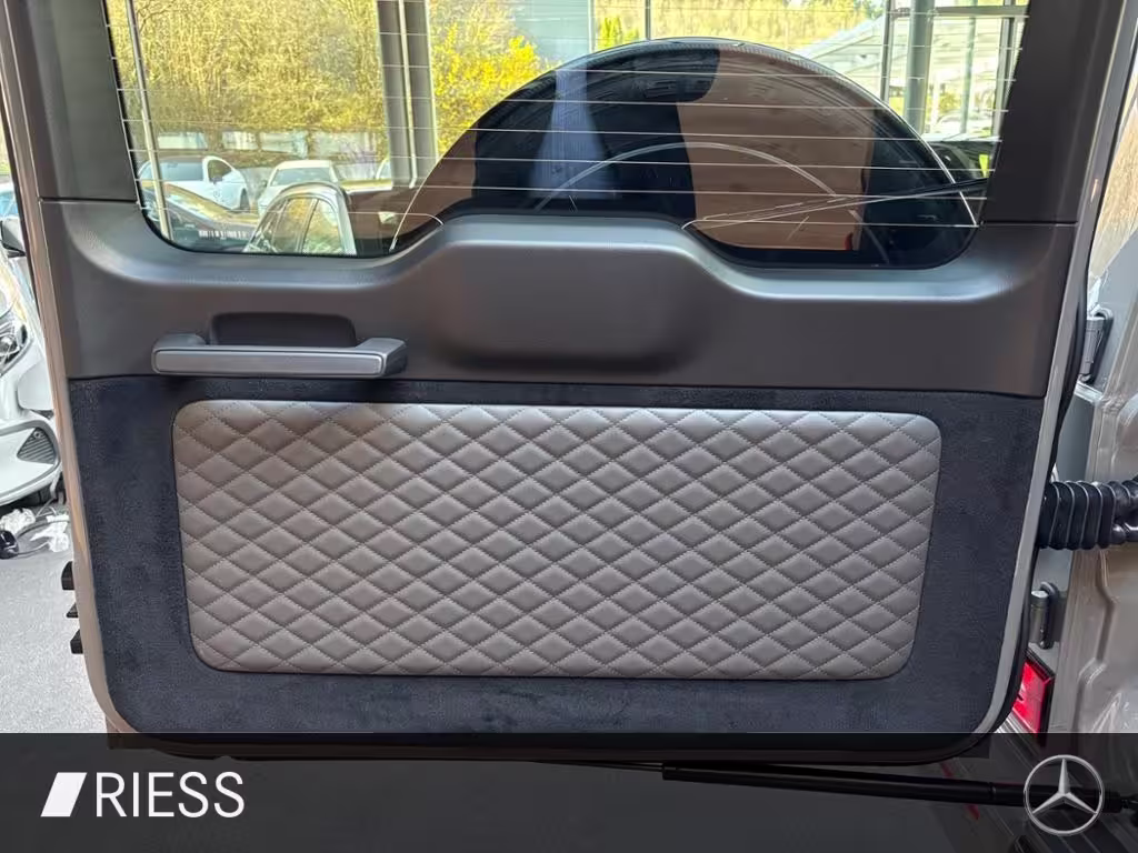 Mercedes-Benz AMG G 63 AHK+NIGHT2+KEYLESS+SUPERIOR+CARBON+22+ G 63 AMG - Bild 23