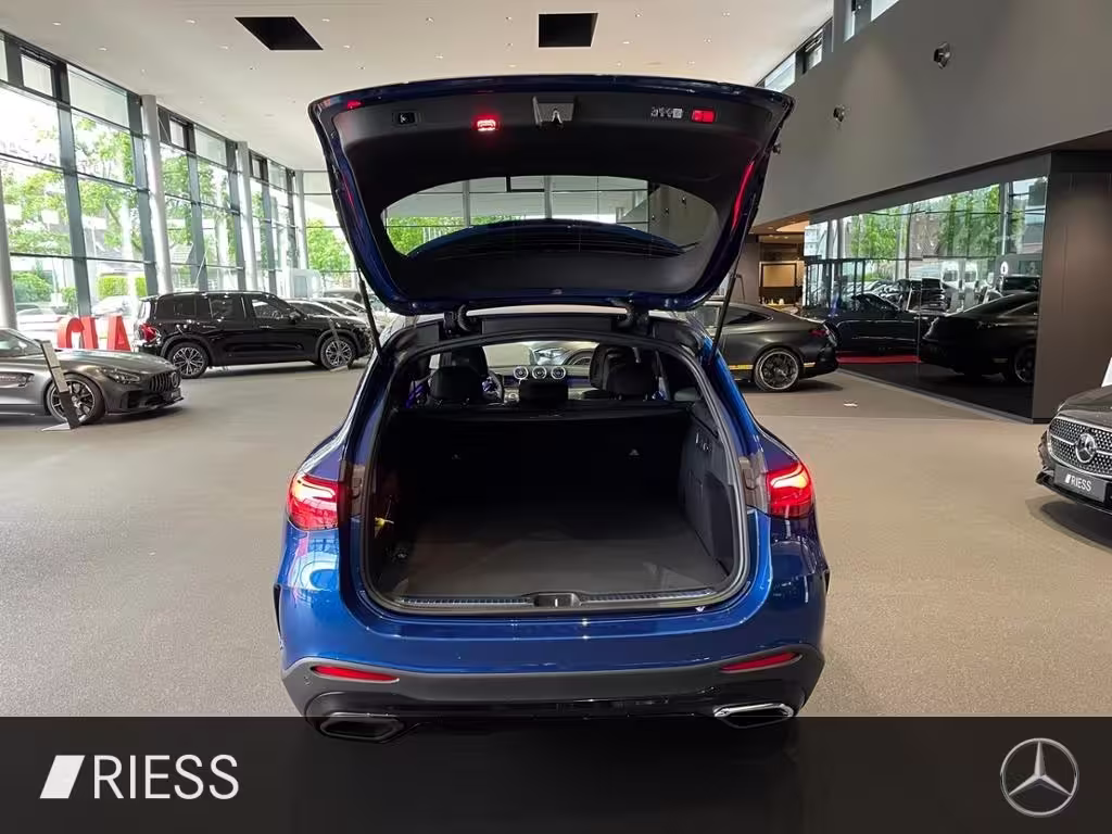 Mercedes-Benz GLC 300 d 4M AMG+PANO+AHK+DISTR+DIGI L+360°+KEYL GLC 300 - Bild 18
