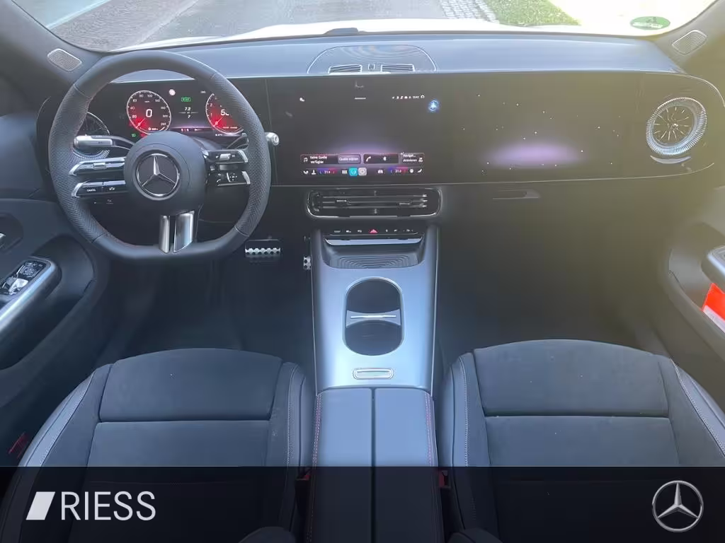 Mercedes-Benz CLA 200 4M AMG+PANO+AUGM+MASS+MBDRIVE+HANDSFREE+ CLA 200 - Bild 12