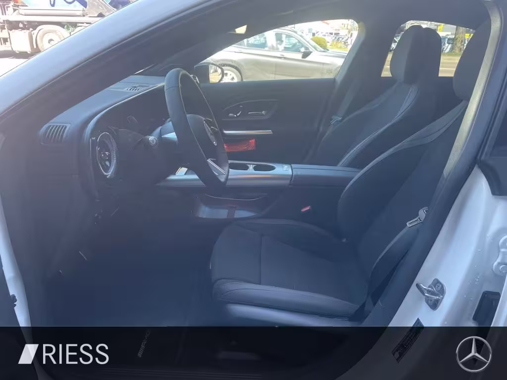 Mercedes-Benz CLA 200 4M AMG+PANO+AUGM+MASS+MBDRIVE+HANDSFREE+ CLA 200 - Bild 3
