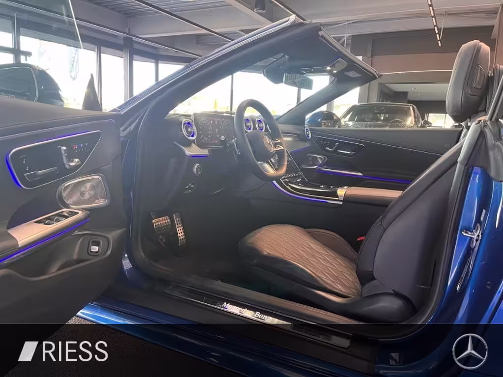 Mercedes-Benz CLE 300 4M Cab AMG+AHK+HUD+360°+MEMO+KEYLESS+20 CLE 300 - Bild 3