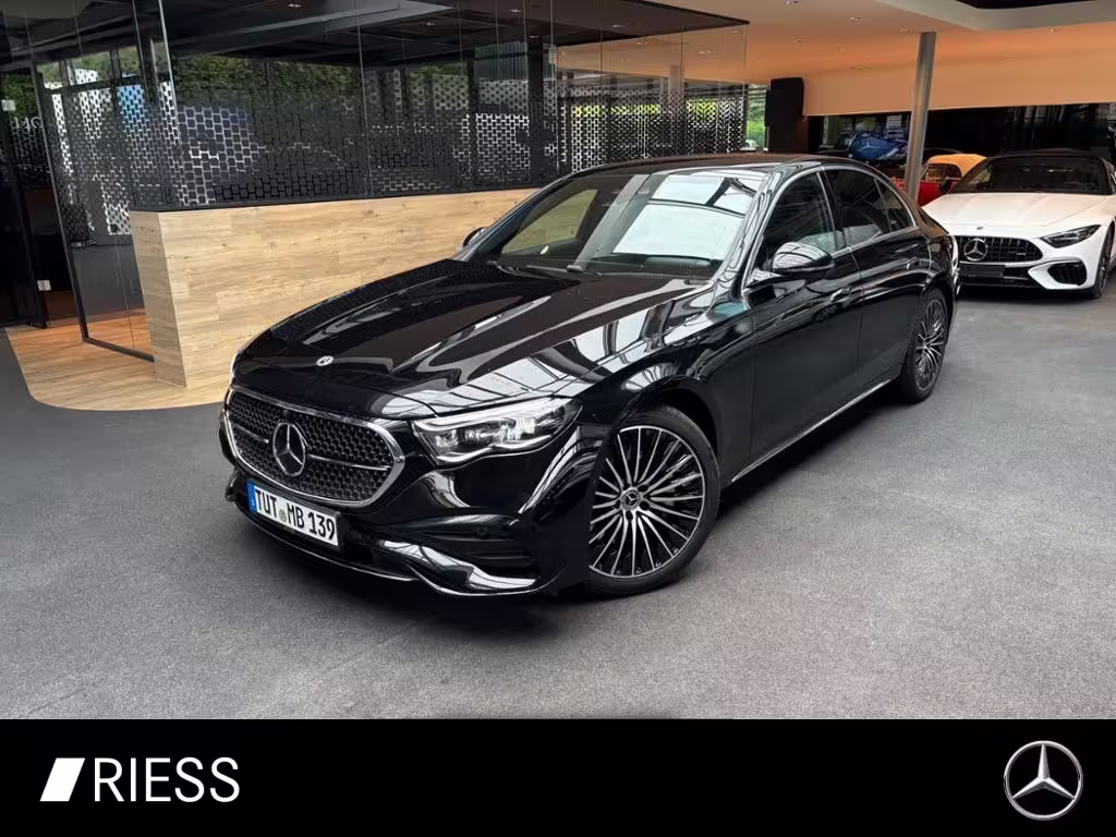 Mercedes-Benz E 220 d 4M AMG+AHK+PANO+360°+DIGITALL+20+DISTR+