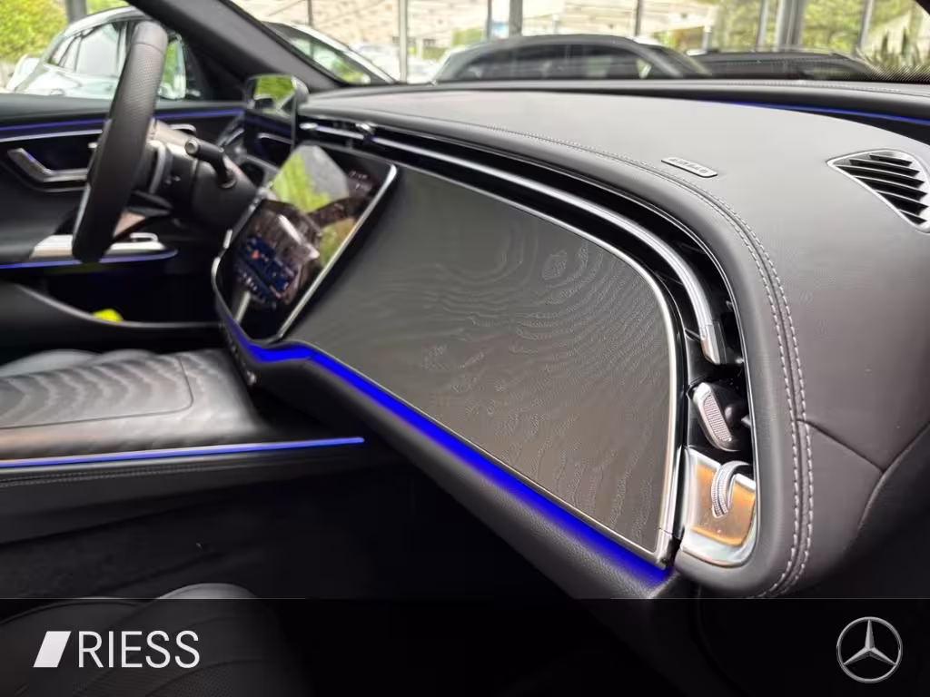 Mercedes-Benz E 220 d 4M AMG+AHK+PANO+360°+DIGITALL+20+DISTR+ E 220 - Bild 13