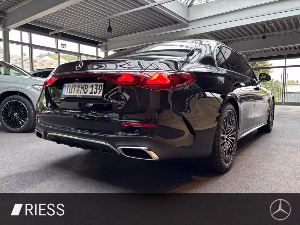 Mercedes-Benz E 220 d 4M AMG+AHK+PANO+360°+DIGITALL+20+DISTR+ E 220 - Bild 7