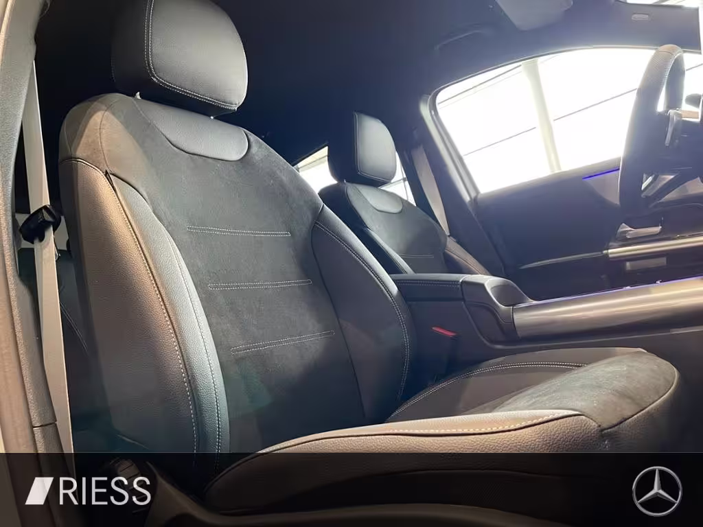 Mercedes-Benz GLA 200 AMG+MULTIBEAM+KEYLESS+360°+TOTWKL+SOUND+ GLA 200 - Bild 11