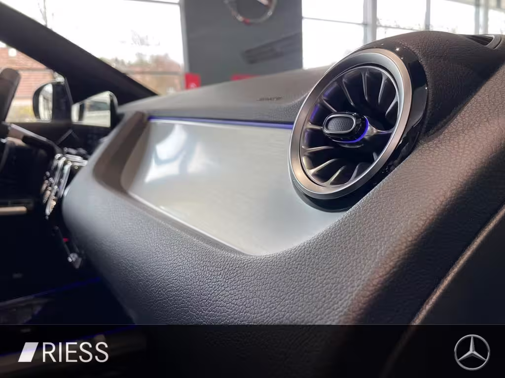 Mercedes-Benz GLA 200 AMG+MULTIBEAM+KEYLESS+360°+TOTWKL+SOUND+ GLA 200 - Bild 12