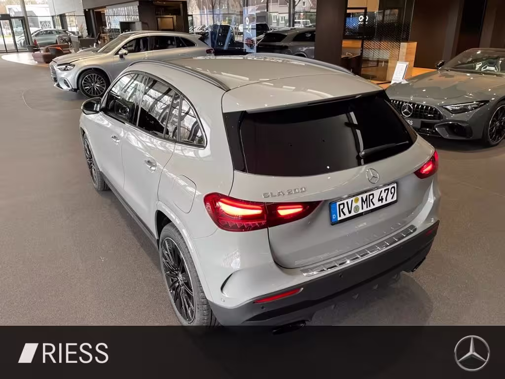 Mercedes-Benz GLA 200 AMG+MULTIBEAM+KEYLESS+360°+TOTWKL+SOUND+ GLA 200 - Bild 7