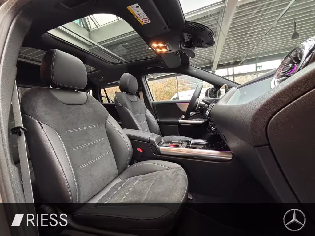 Mercedes-Benz GLA 220 d 4M AMG+AHK+PANO+MULTIB+360°+HANDS-FREE GLA 220 - Bild 12