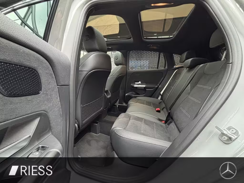 Mercedes-Benz GLA 220 d 4M AMG+AHK+PANO+MULTIB+360°+HANDS-FREE GLA 220 - Bild 5
