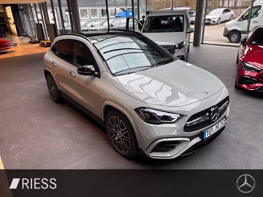 Mercedes-Benz GLA 220 d 4M AMG+AHK+PANO+MULTIB+360°+HANDS-FREE GLA 220 - Bild 8