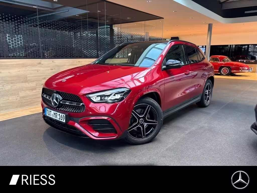 Mercedes-Benz GLA 200 AMG+AHK+PANO+MULTIBEAM+ADVANCED-SOUNDSYS