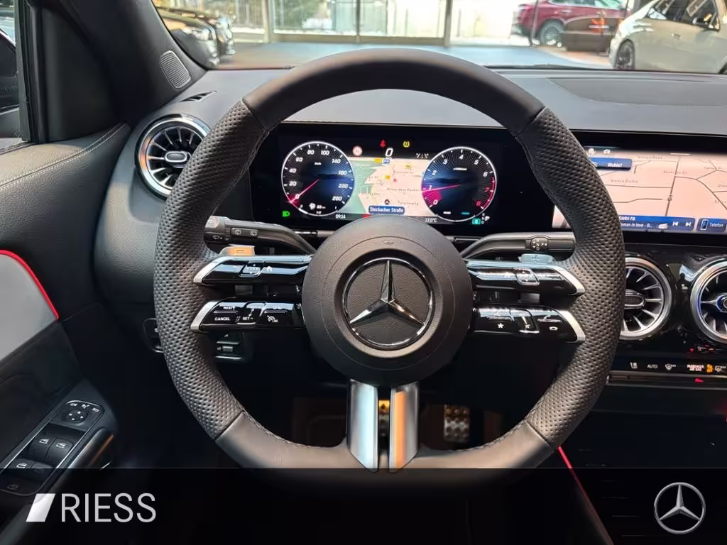 Mercedes-Benz GLA 200 AMG+AHK+PANO+MULTIBEAM+ADVANCED-SOUNDSYS GLA 200 - Bild 16