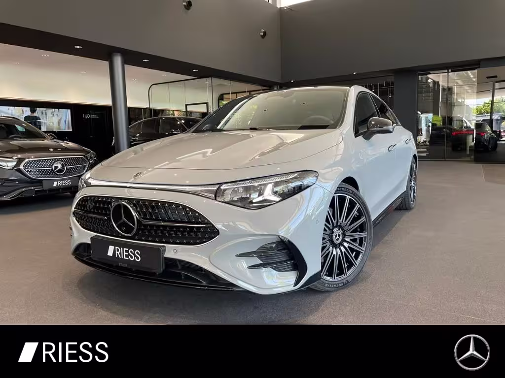 Mercedes-Benz CLA 220 4M NEU+C178+AMG+HUD+AHK+MULTIB+BURM+360°