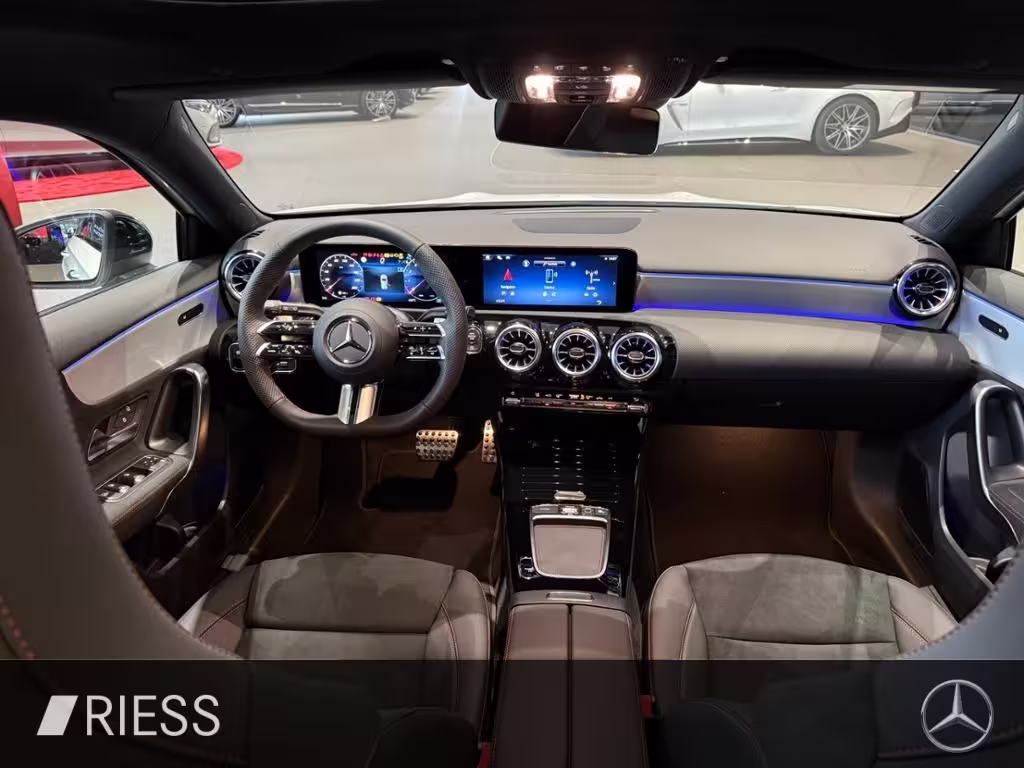 Mercedes-Benz A 200 AMG+PANO+MULTIBEAM+TOTWKL+KEYLESS+360°+ A 200 - Bild 14