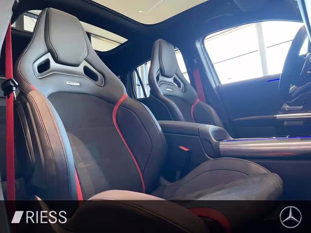 Mercedes-Benz GLA 35 AMG AMG+PANO+HUD+PERF SITZ+KEYLESS+360°+ GLA 35 AMG - Bild 11