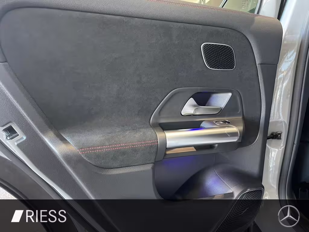 Mercedes-Benz GLA 35 AMG AMG+PANO+HUD+PERF SITZ+KEYLESS+360°+ GLA 35 AMG - Bild 6